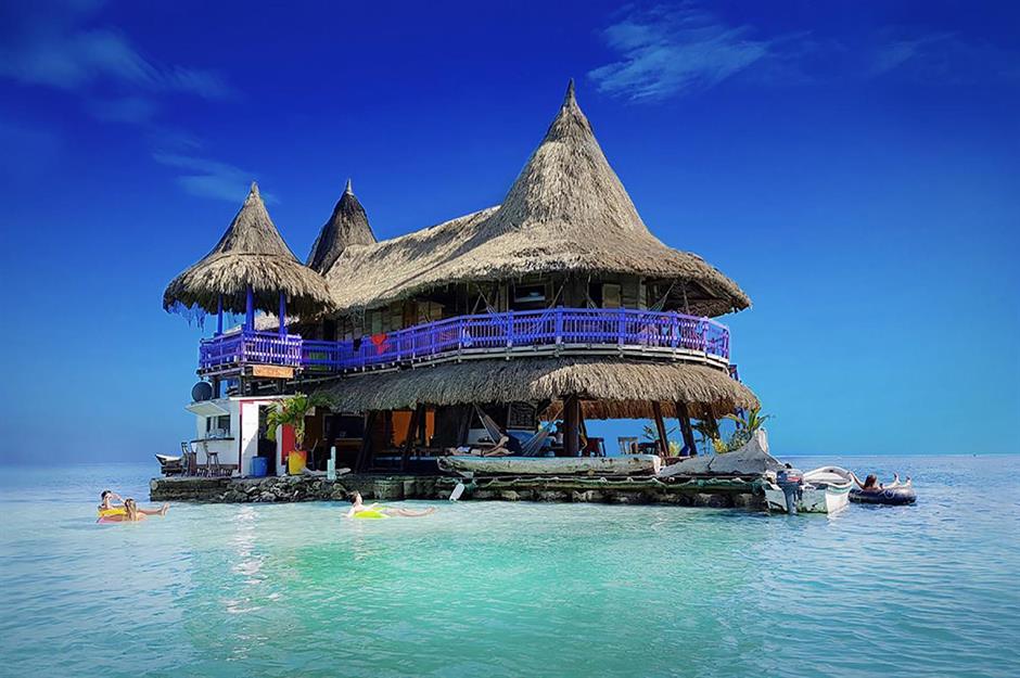 Hotels floating amazing most casa agua world el en colombia drift off Hotels floating amazing most casa agua world el en colombia drift off