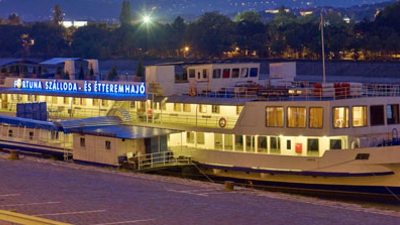 Drift in Style The World's Most Amazing Floating Hotels