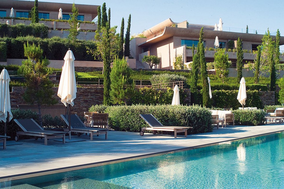 Luxury Redefined 7 Must-Stay Hotels in France