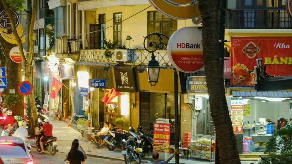 Vietnam House Prices 2025: Costs, Trends, and Buying Guide Investing in Waterfront Property in Vietnam: What You Need to Know
